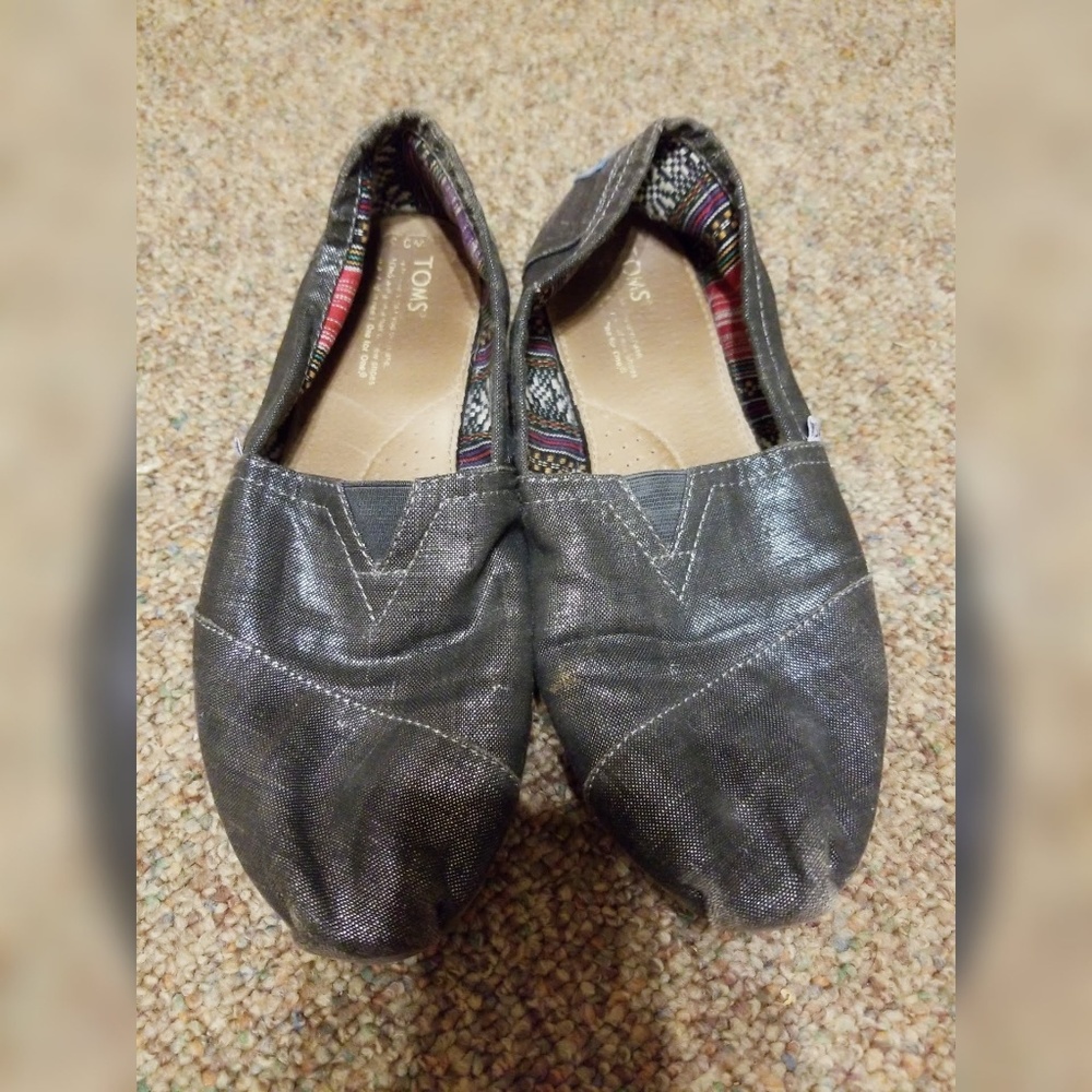 **3 for the price of 2**Tom's Size 9.5 slip ons